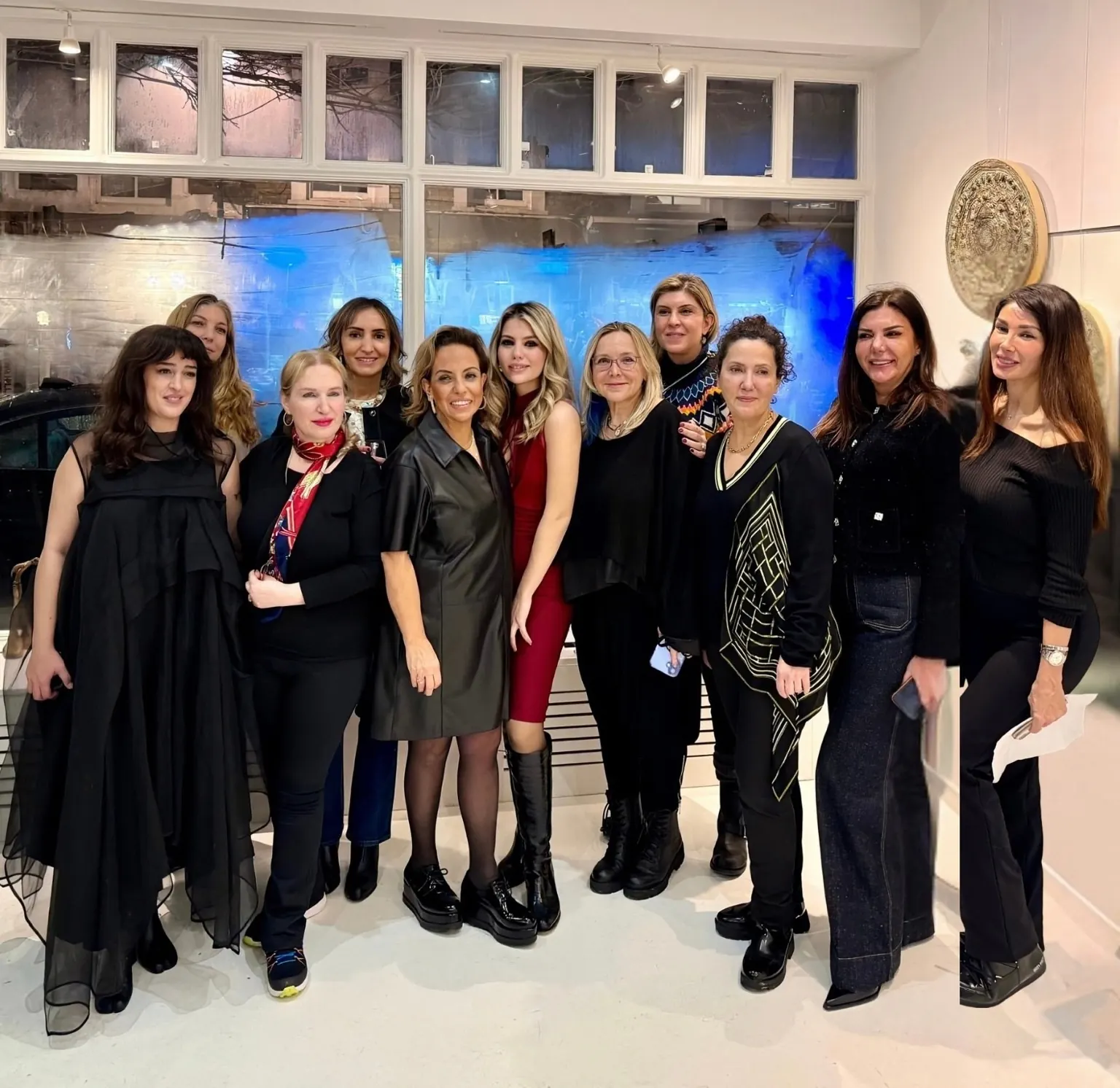 ArtisArt Gallery artists and team in London